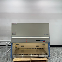 Thermo 1300 Series A2 4' Biosafety Cabinet image 3
